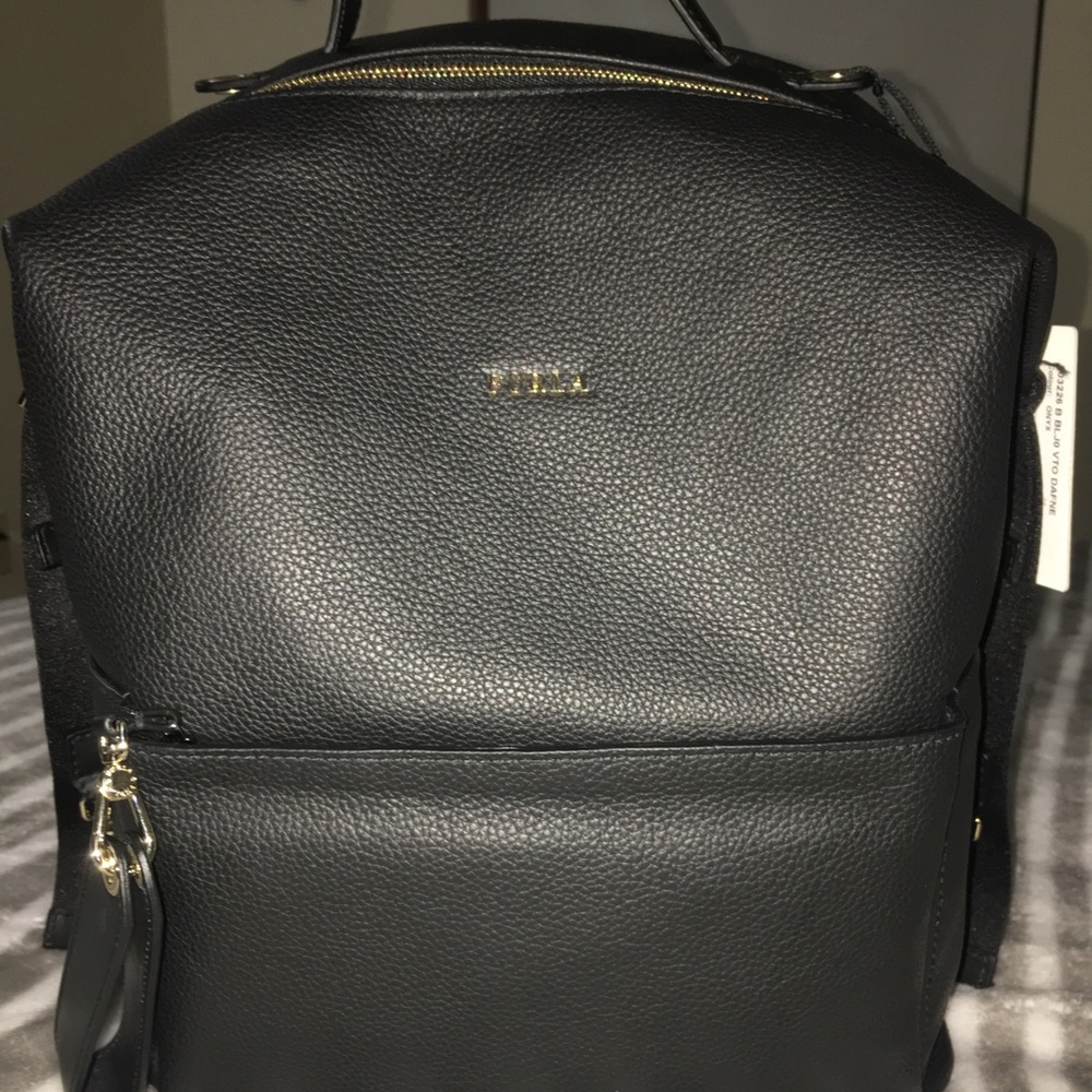 Furla Dafne